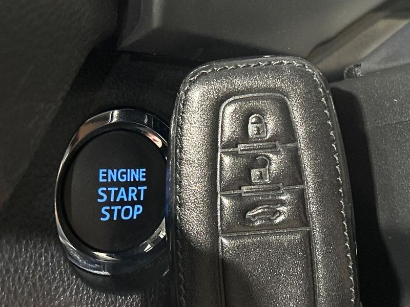 2019 Toyota RAV4 6BA-MXAA54 (UW-6aadfe9fb4d43)[24]