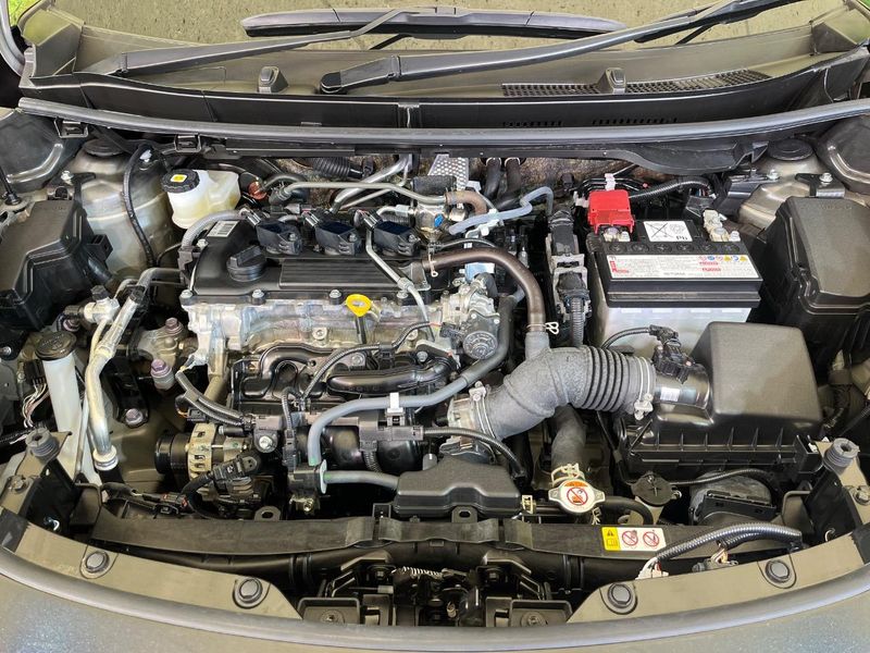 2025 Toyota Yaris Cross 5BA-MXPB10 (UW-6aadfeaaaae9d)[4]