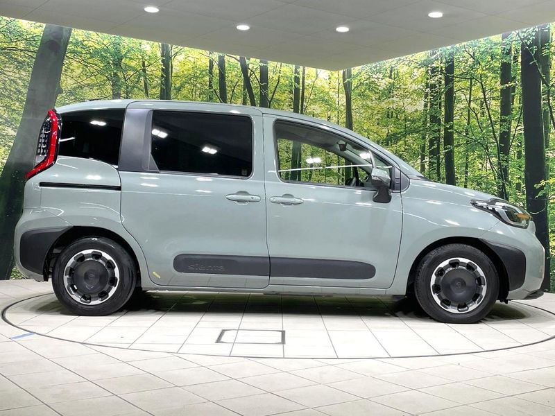 2023 Toyota Sienta 5BA-MXPC10G (UW-6aadfeab8cec8)[12]