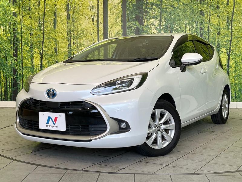 2022 Toyota Aqua 6AA-MXPK11 (UW-6aadfebff336c)[0]