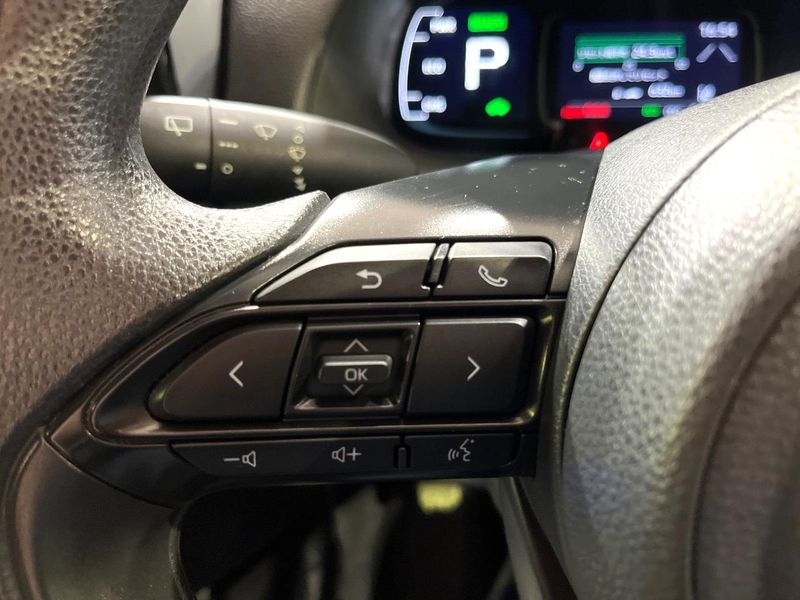 2022 Toyota Aqua 6AA-MXPK11 (UW-6aadfec106ccf)[13]
