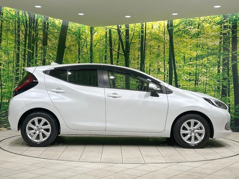 2023 Toyota Aqua 6AA-MXPK11 (UW-6aadfec16375d)[16]