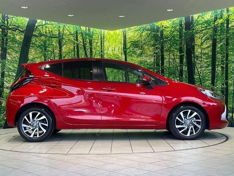 2023 Toyota Aqua 6AA-MXPK11 (UW-6aadfec23c7a2)[22]