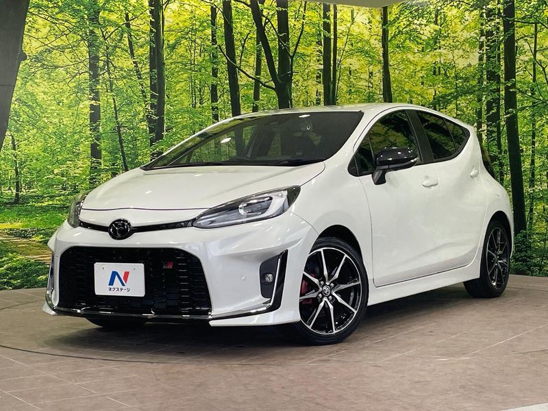 2024 Toyota Aqua 6AA-MXPK11 (UW-6aadfec42aa87)[0]