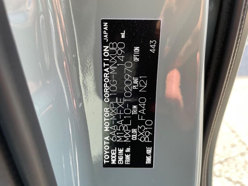 2022 Toyota Sienta 6AA-MXPL10G (UW-6aadfec772350)[1]