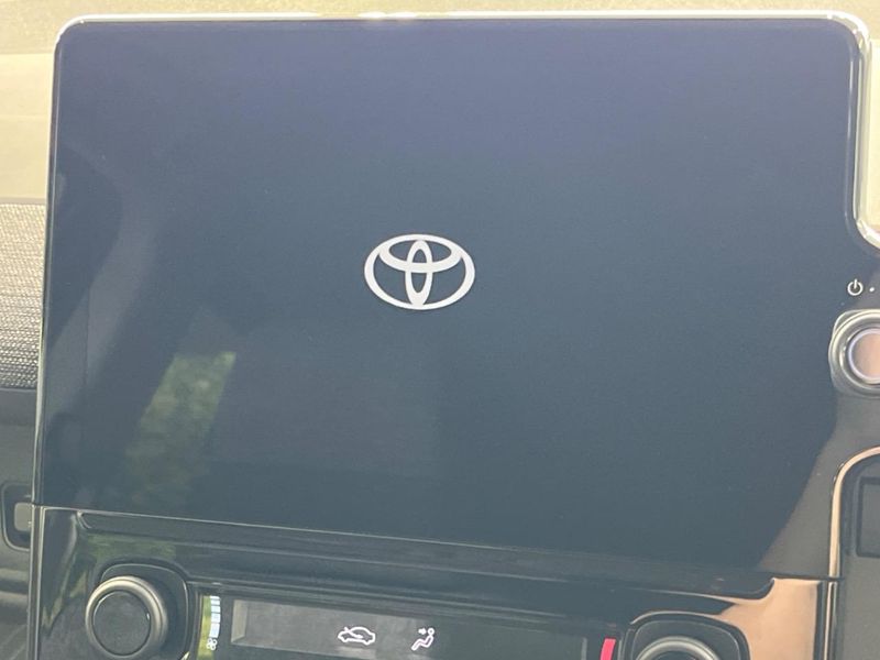 2024 Toyota Sienta 6AA-MXPL15G (UW-6aadfed103c9b)[12]