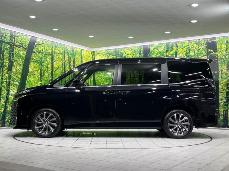2024 Toyota Voxy 6BA-MZRA90W (UW-6aadfef479a91)[18]