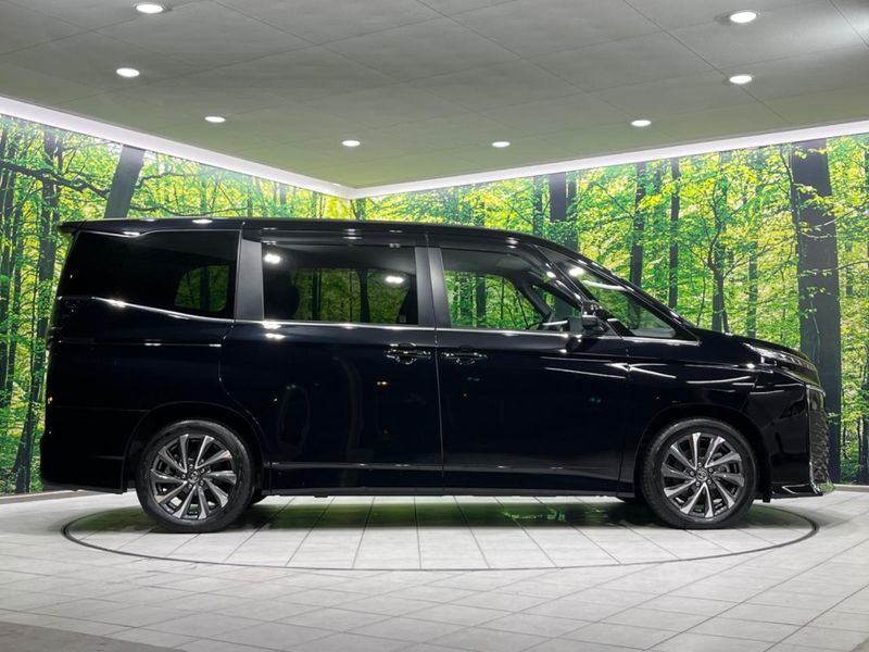 2024 Toyota Voxy 6BA-MZRA90W (UW-6aadfef479a91)[7]