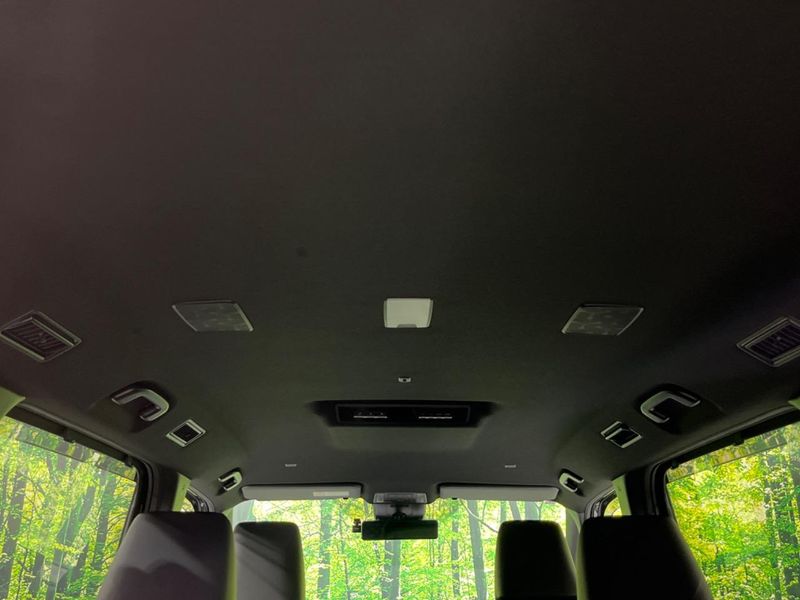 2024 Toyota Voxy 6BA-MZRA90W (UW-6aadfef479a91)[15]