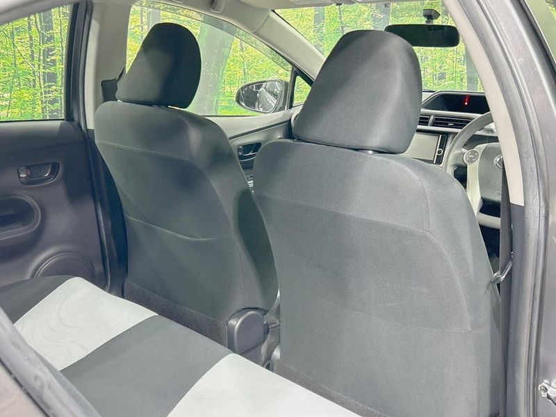2014 Toyota Aqua DAA-NHP10 (UW-6aadfefecec15)[24]