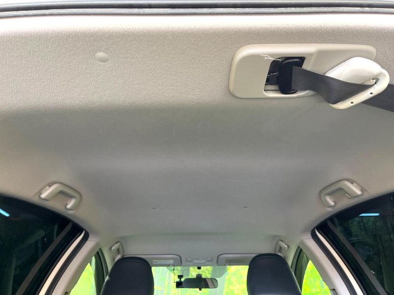 2014 Toyota Aqua DAA-NHP10 (UW-6aadfeff4dfe2)[22]
