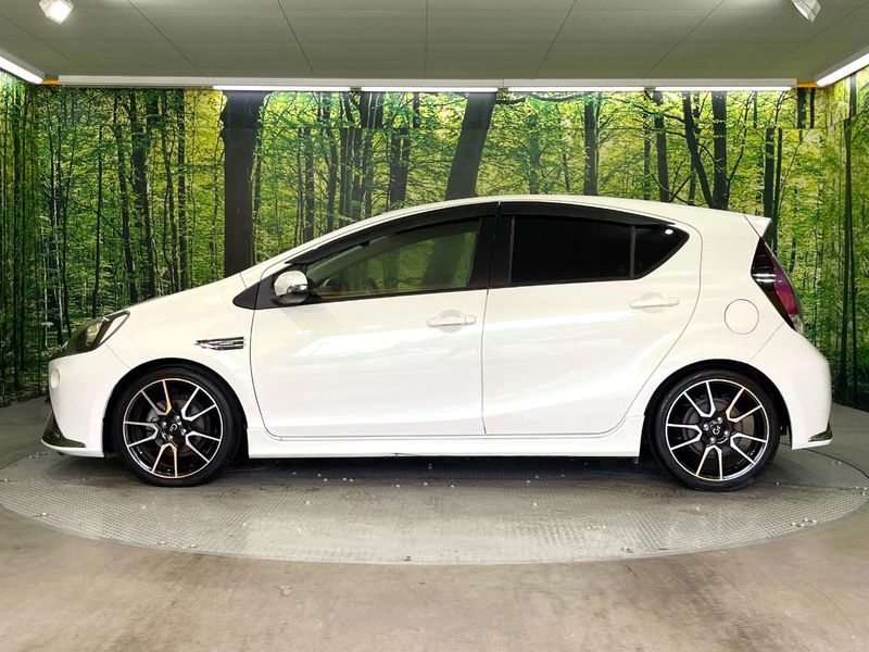 2014 Toyota Aqua DAA-NHP10 (UW-6aadfeff4dfe2)[29]