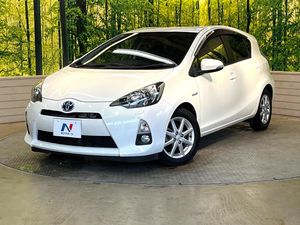 2013 Toyota Aqua DAA-NHP10
