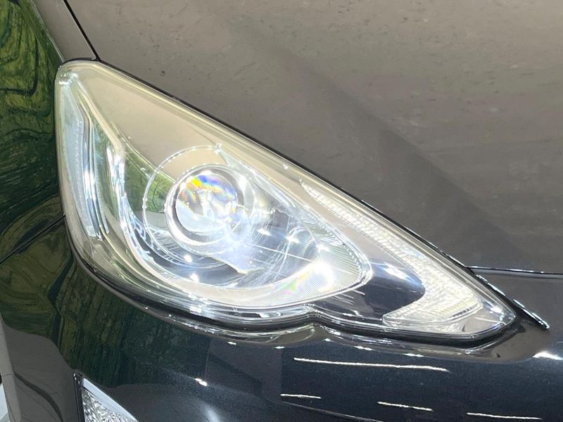 2015 Toyota Aqua DAA-NHP10 (UW-6aadff0837f97)[23]