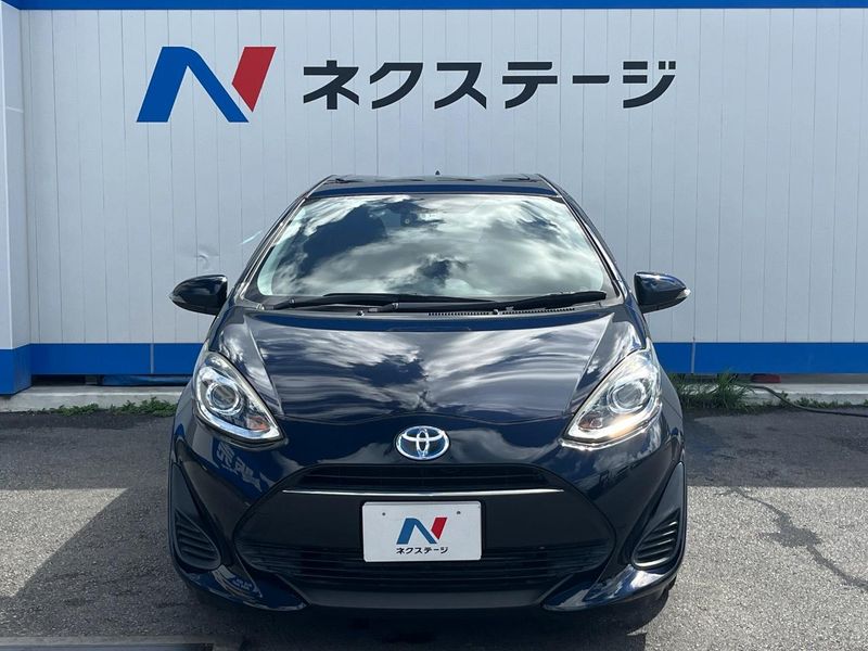 2017 Toyota Aqua DAA-NHP10 (UW-6aadff0b43412)[23]
