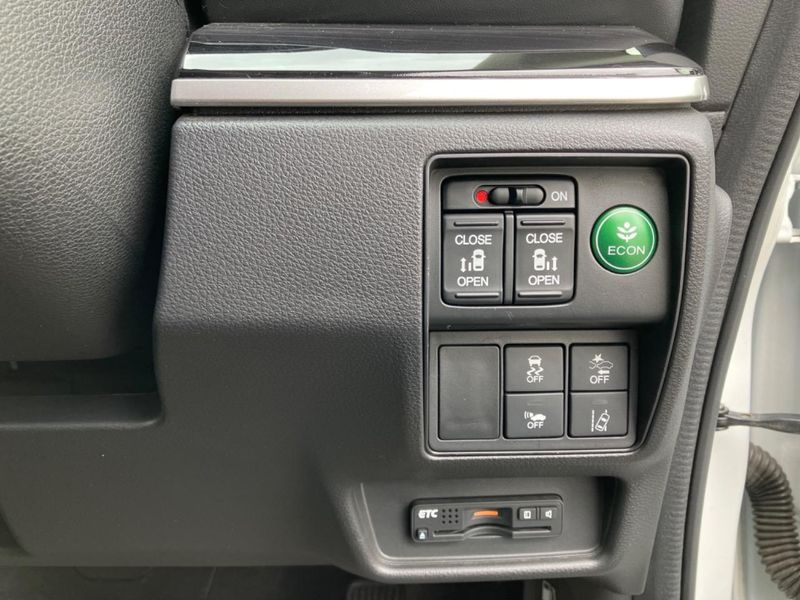 2016 Honda Odyssey Hybrid DAA-RC4 (UW-6aadff2b0851b)[12]