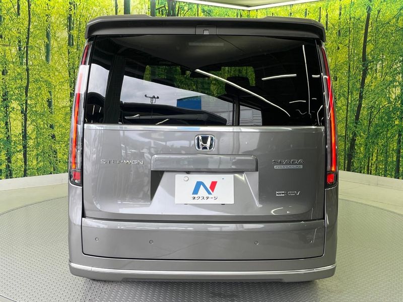 2022 Honda Step Wagon 6AA-RP8 (UW-6aadff34e4985)[24]