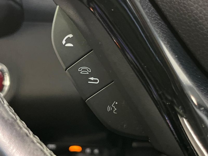 2016 Honda Vezel DAA-RU3 (UW-6aadff3b4821c)[24]