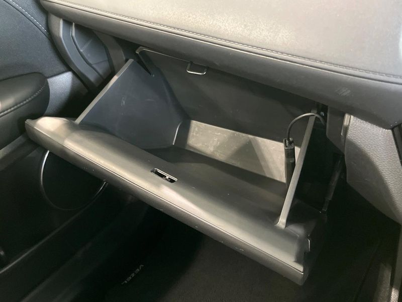 2016 Honda Vezel DAA-RU3 (UW-6aadff3b4821c)[6]
