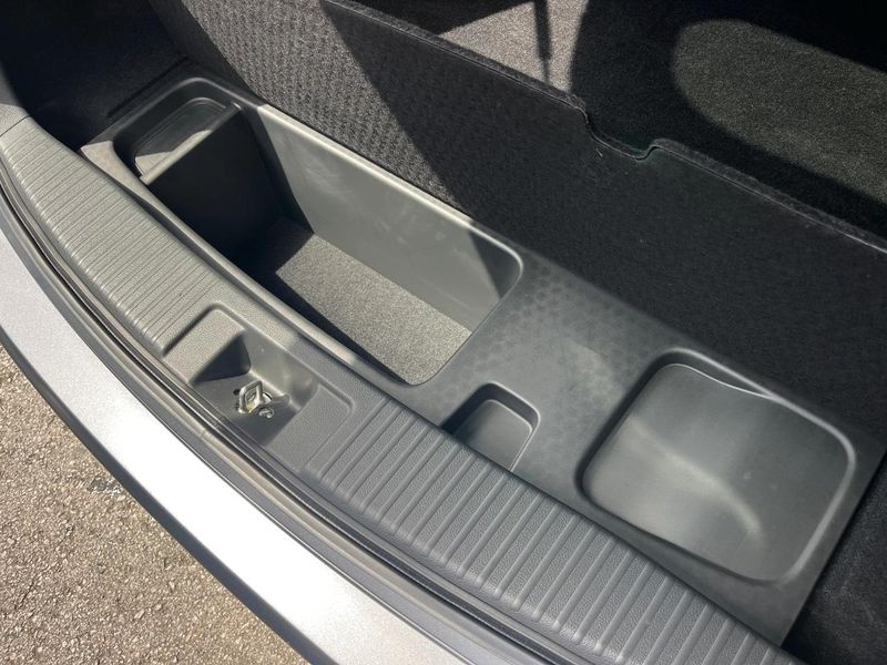 2019 Honda Vezel DAA-RU3 (UW-6aadff3dab86c)[29]