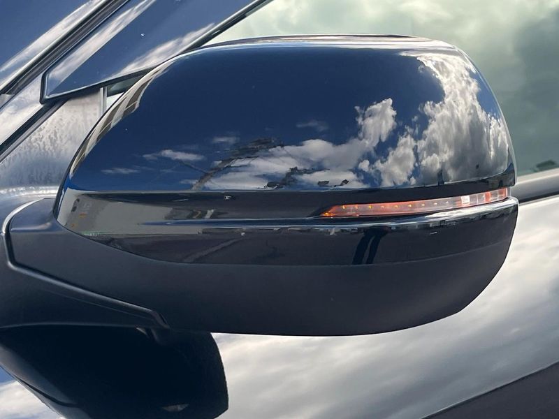 2019 Honda Vezel DAA-RU3 (UW-6aadff3dab86c)[17]