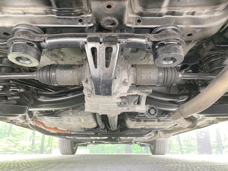 2014 Honda Vezel DAA-RU4 (UW-6aadff3e2a8cc)[11]