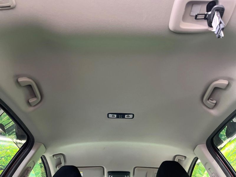 2014 Honda Vezel DAA-RU4 (UW-6aadff3e47502)[16]