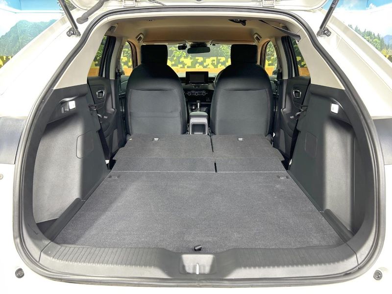 2024 Honda Vezel 6BA-RV3 (UW-6aadff3febaed)[23]