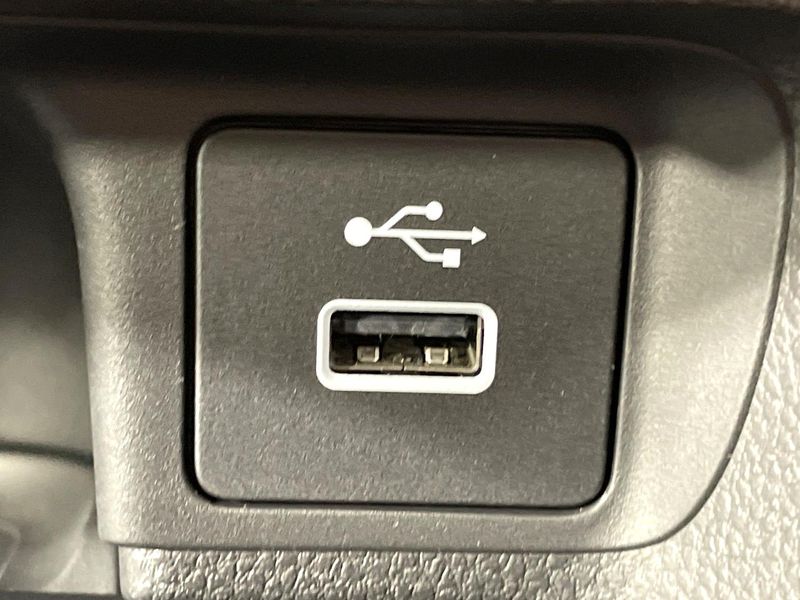 2023 Honda Vezel 6AA-RV5 (UW-6aadff45af317)[23]