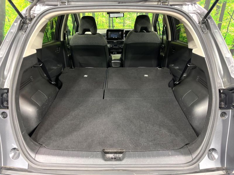 2022 Nissan Note 6AA-SNE13 (UW-6aadff6e38db4)[5]