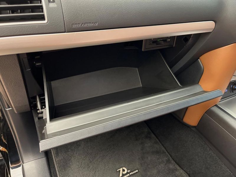 2021 Toyota Land Cruiser Prado 3BA-TRJ150W (UW-6aadff7d2d56f)[25]
