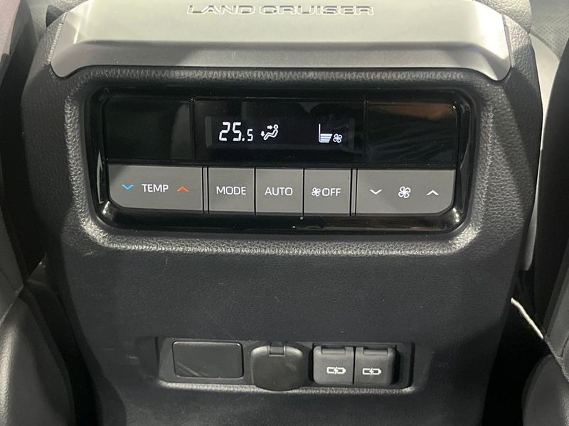 2024 Toyota Land Cruiser 250 3BA-TRJ250W (UW-6aadff86ebd62)[23]