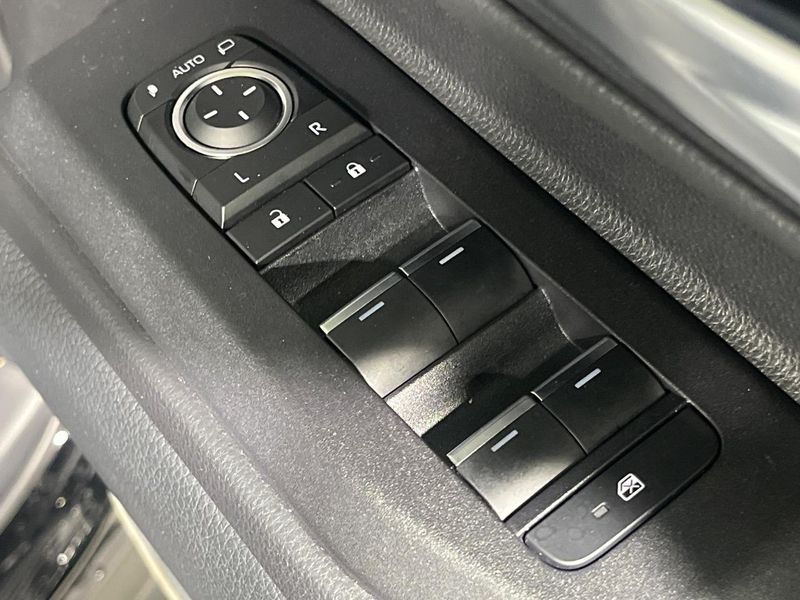 2024 Toyota Land Cruiser 250 3BA-TRJ250W (UW-6aadff86ebd62)[24]