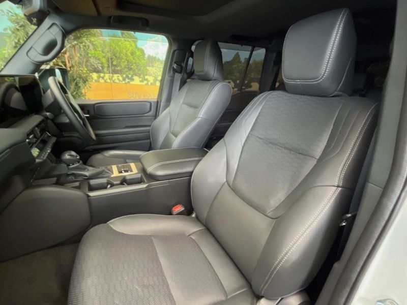 2025 Toyota Land Cruiser 250 3BA-TRJ250W (UW-6aadff8abf638)[13]