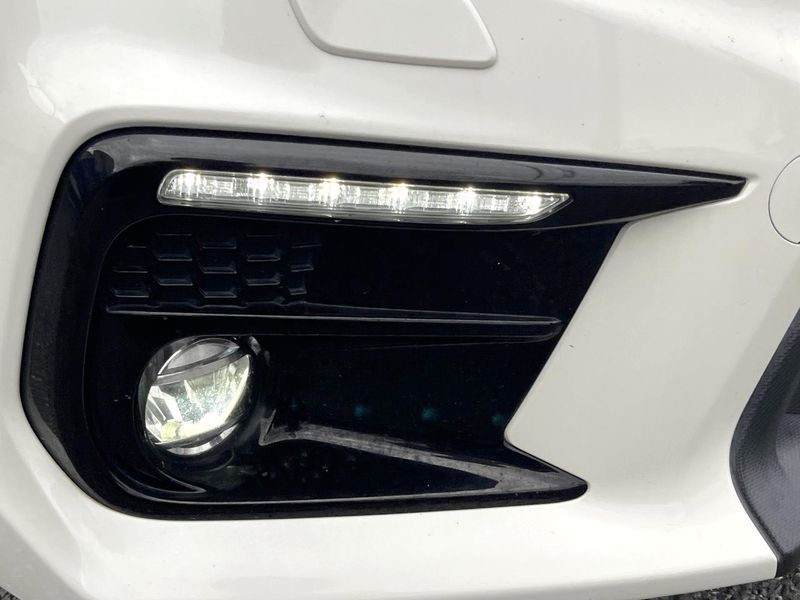 2018 Subaru WRX S4 DBA-VAG (UW-6aadff914f7b6)[21]