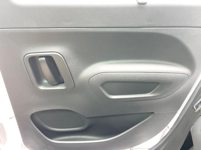 2023 Citroen Berlingo 3DA-K9CYH01 (UW-6aadffa204e2c)[22]