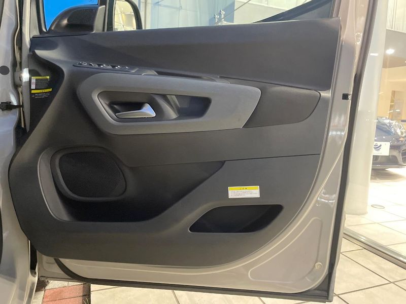 2021 Citroen Berlingo 3DA-K9CYH01 (UW-6aadffa2d46f1)[28]