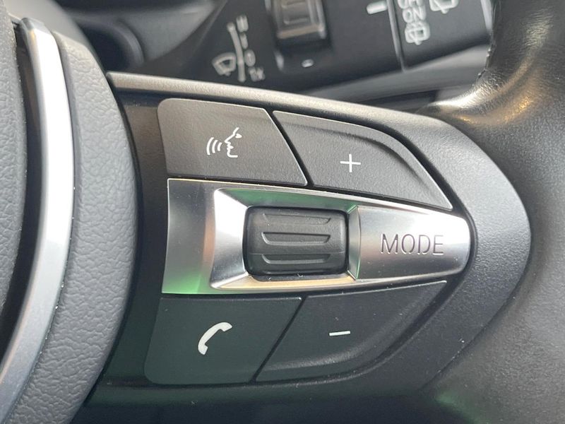 2016 BMW 2 Series DBA-2A15 (UW-6aadffaa554b2)[25]