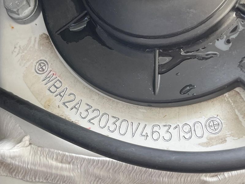 2016 BMW 2 Series DBA-2A15 (UW-6aadffaa554b2)[1]