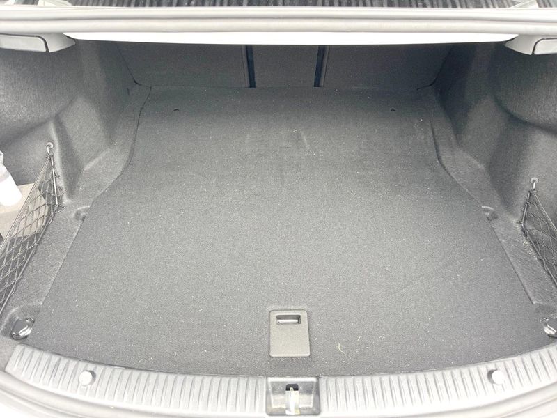 2018 Mercedes Benz C Class DBA-205040C (UW-6aadffb2c48c6)[14]