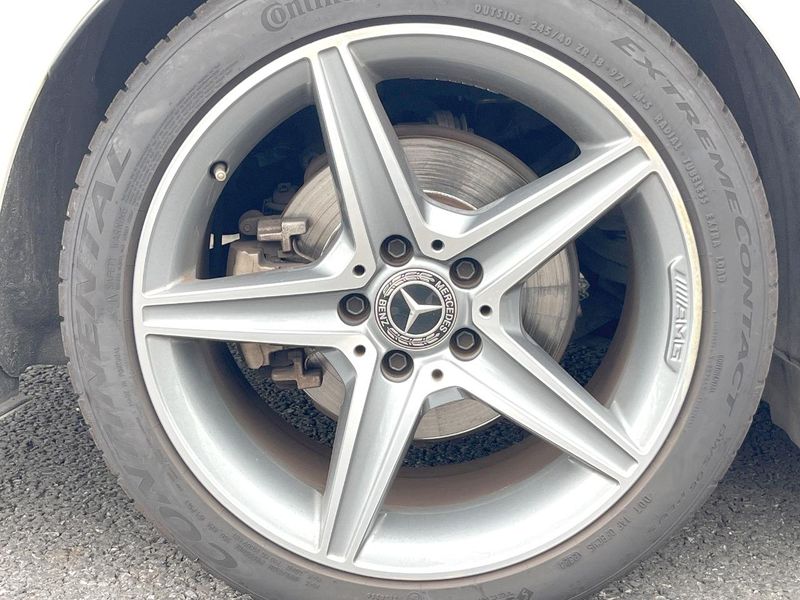 2018 Mercedes Benz C Class DBA-205040C (UW-6aadffb2c48c6)[15]