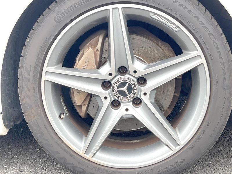 2018 Mercedes Benz C Class DBA-205040C (UW-6aadffb2c48c6)[16]