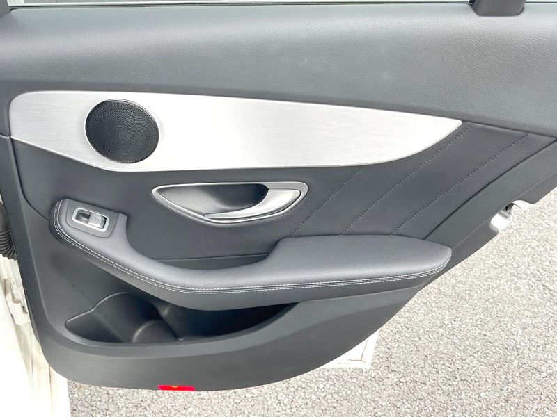 2018 Mercedes Benz C Class DBA-205040C (UW-6aadffb2c48c6)[18]