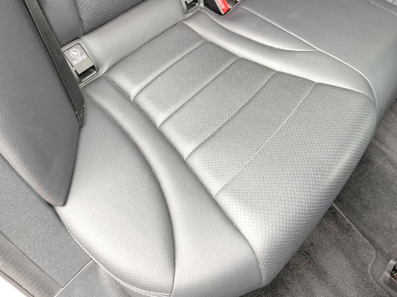 2018 Mercedes Benz C Class DBA-205040C (UW-6aadffb2c48c6)[19]