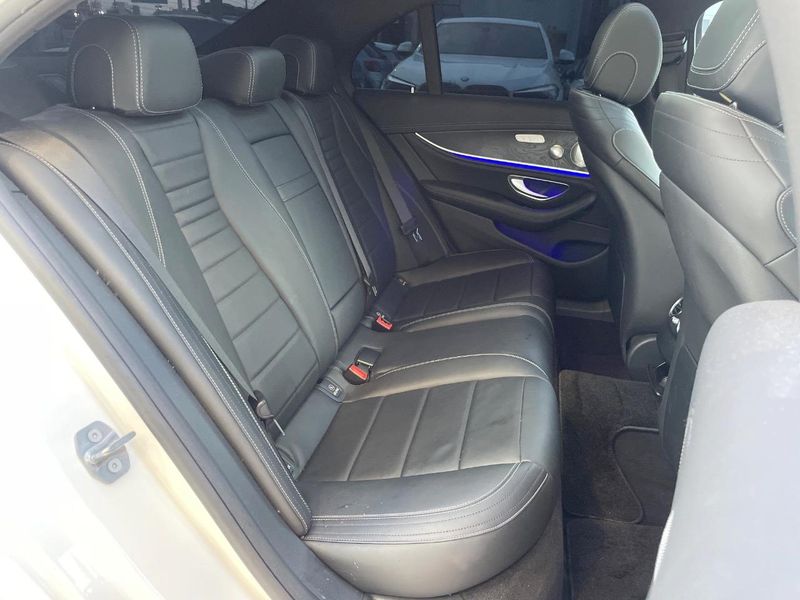 2017 Mercedes Benz E Class RBA-213042C (UW-6aadffb3df643)[14]