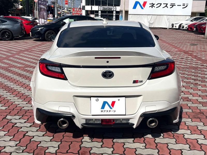 2022 Toyota GR86 3BA-ZN8 (UW-6aadffd513bd8)[8]