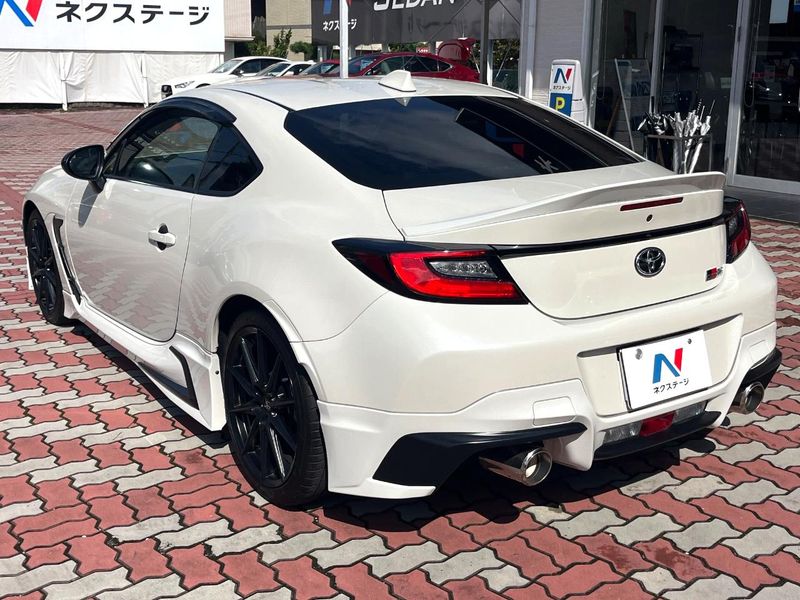 2022 Toyota GR86 3BA-ZN8 (UW-6aadffd513bd8)[9]