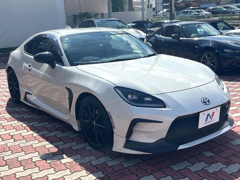 2022 Toyota GR86 3BA-ZN8 (UW-6aadffd513bd8)[5]