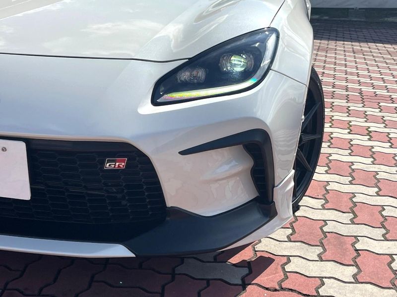 2022 Toyota GR86 3BA-ZN8 (UW-6aadffd513bd8)[14]
