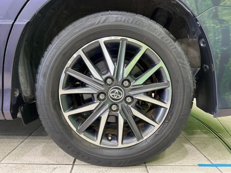 2016 Toyota Noah DBA-ZRR80W (UW-6aadffdc73716)[11]